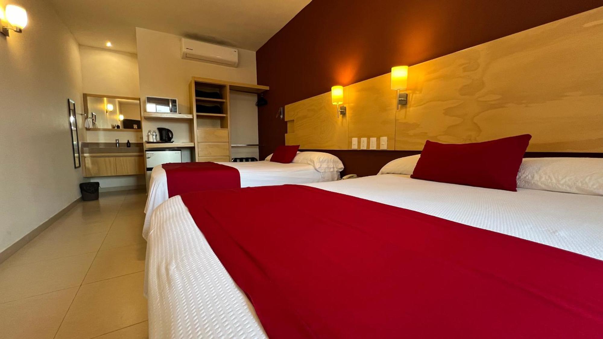 Nova Hotel Cadereyta Jiménez Buitenkant foto