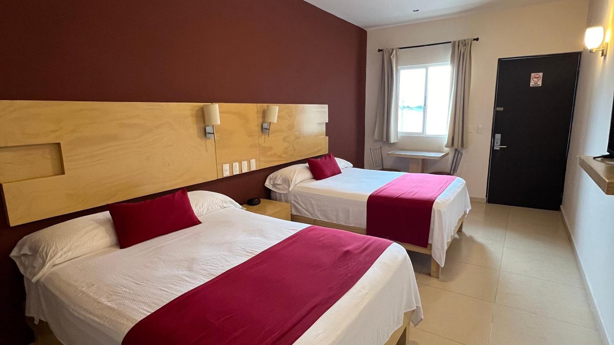 Nova Hotel Cadereyta Jiménez Buitenkant foto