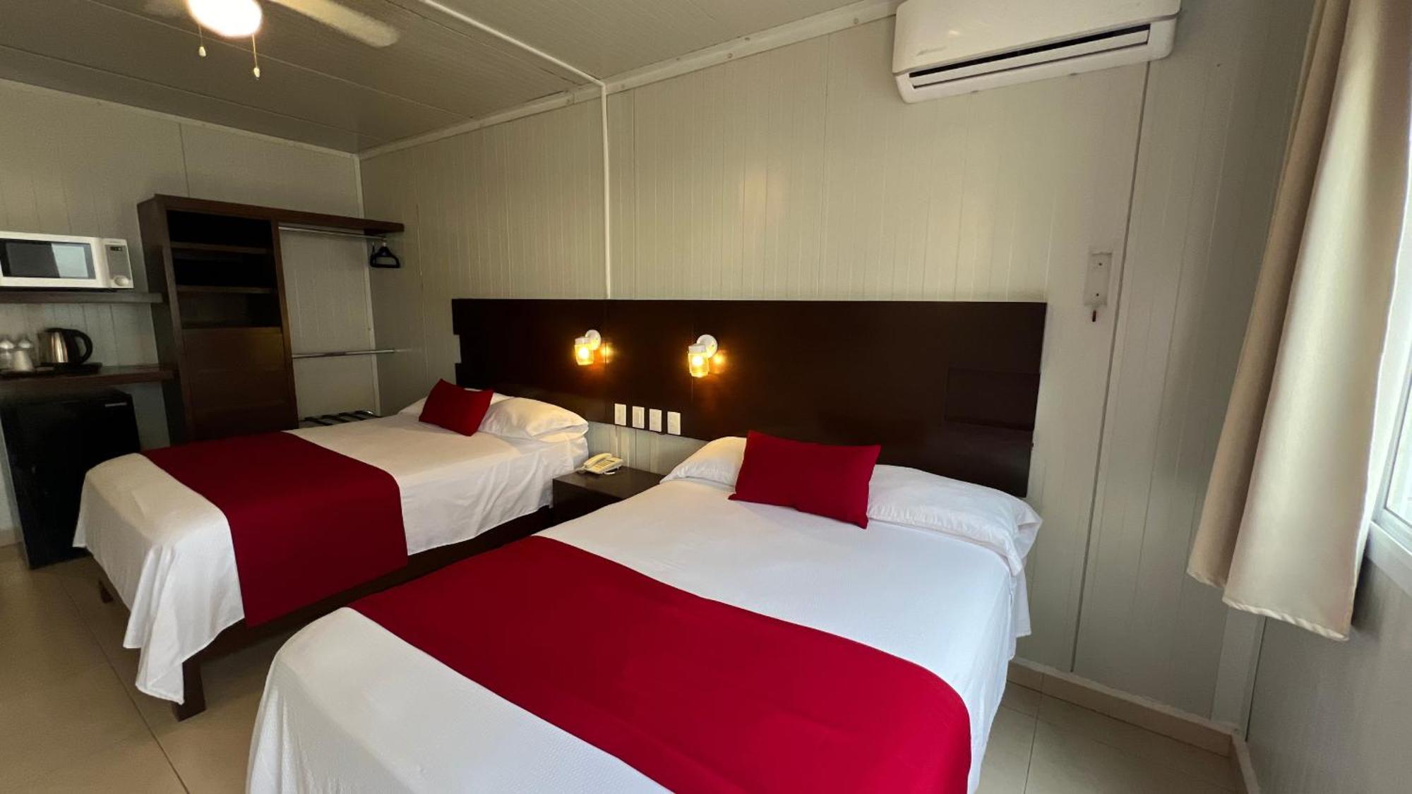 Nova Hotel Cadereyta Jiménez Buitenkant foto
