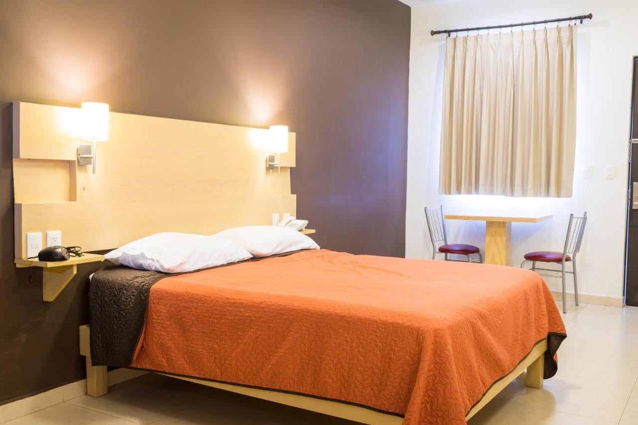 Nova Hotel Cadereyta Jiménez Buitenkant foto